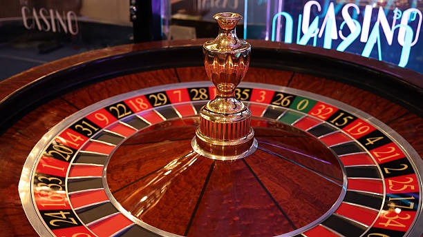 Relax Gaming live dealer table interface on hercules898 mobile app showing baccarat gameplay
